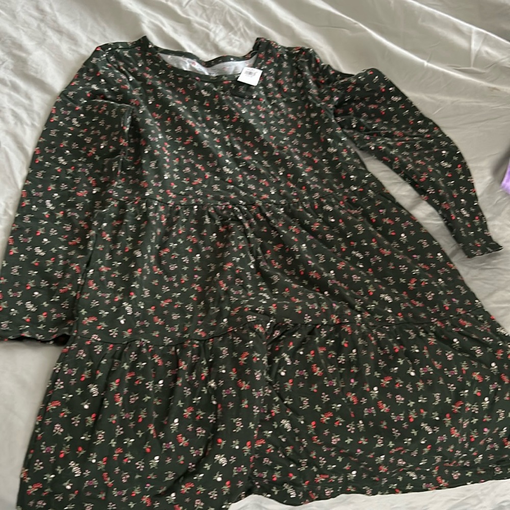 Girls floral pattern dress new